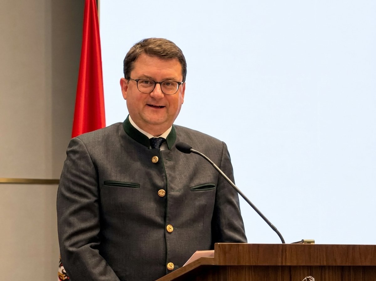Austrian envoy sees room to expand energy and transport ties with Baku
