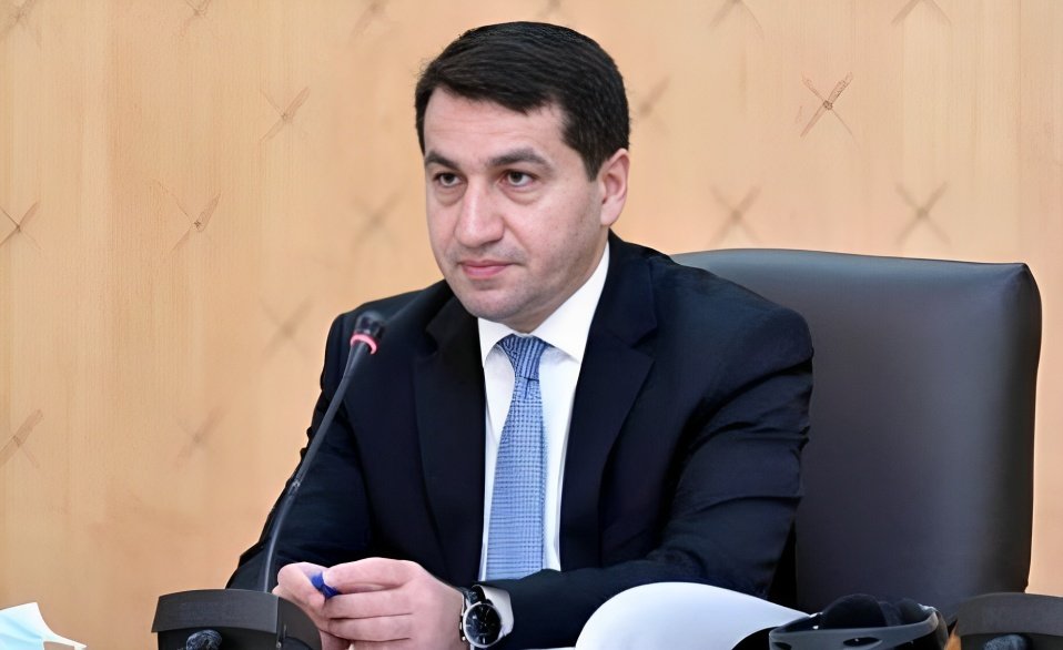 Хикмет Гаджиев: Азербайджан не стремится к реваншу в отношении Армении