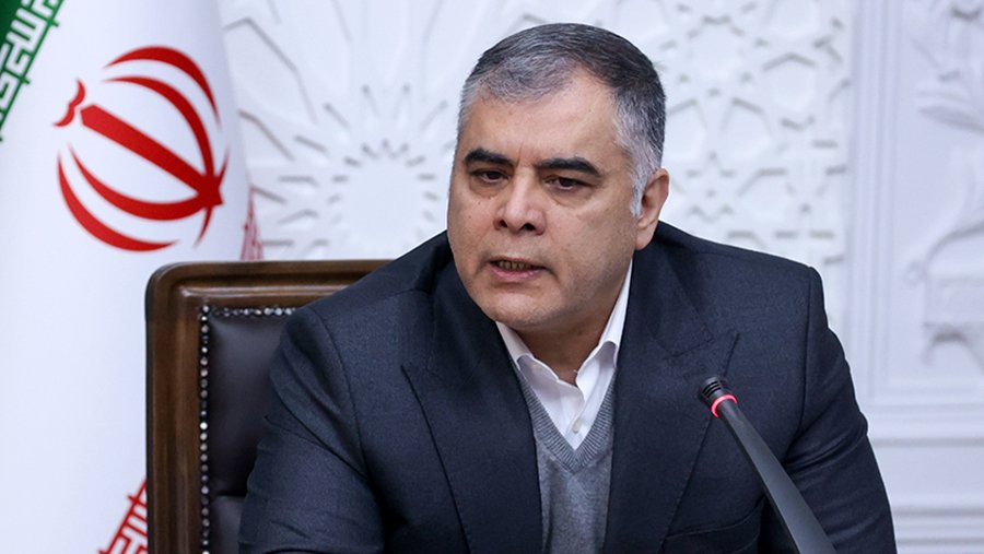 İran’da petrol bakanı görevinden ayrıldı